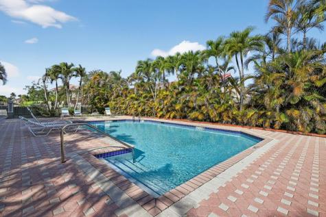 2130 NW 100th Avenue Pembroke Pines FL 33024