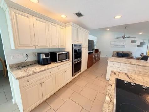 10931 NW 4th Street Coral Springs FL 33071