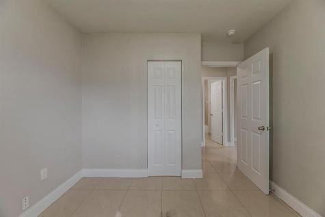 3521 NW 208th Terrace Miami Gardens FL 33056