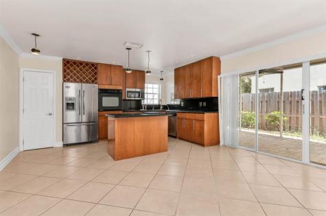 5486 NW 44th Way Coconut Creek FL 33073