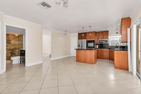 5486 NW 44th Way Coconut Creek FL 33073