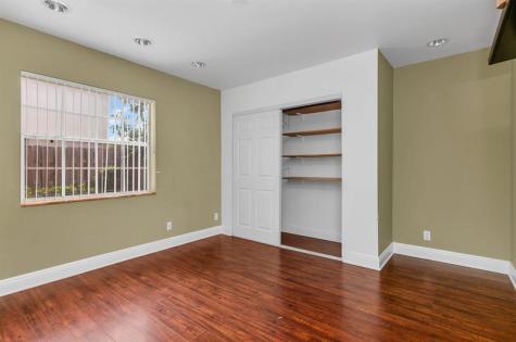 5486 NW 44th Way Coconut Creek FL 33073