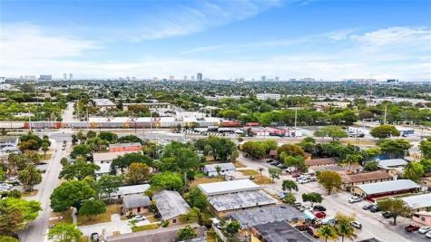 330 SW Avondale Drive Unit 2 Pompano Beach FL 33060