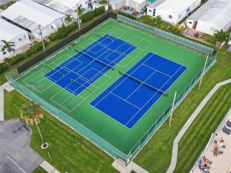 2421 SW 53rd Street Fort Lauderdale FL 33312