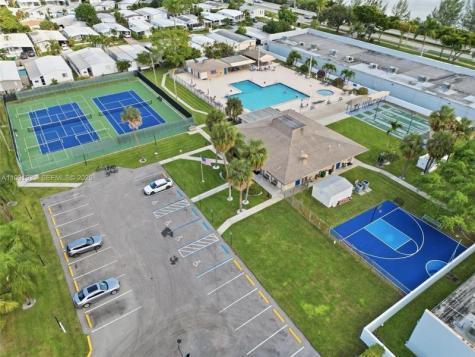 2421 SW 53rd Street Fort Lauderdale FL 33312