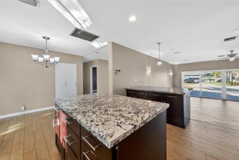 6847 NW 27th Way Fort Lauderdale FL 33309