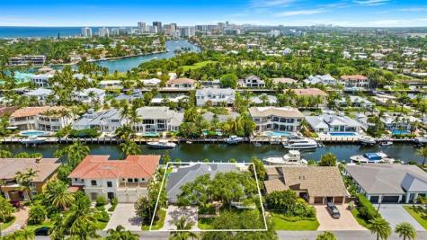 2342 NE 26th Street Lighthouse Point FL 33064