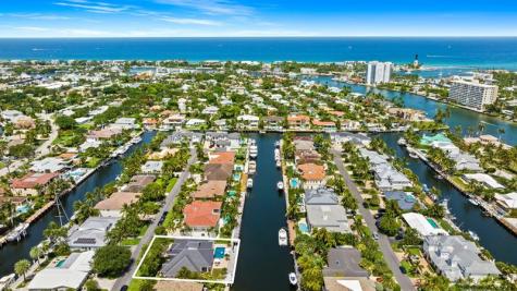 2342 NE 26th Street Lighthouse Point FL 33064
