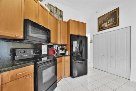 2251 NW 34th Terrace Coconut Creek FL 33066
