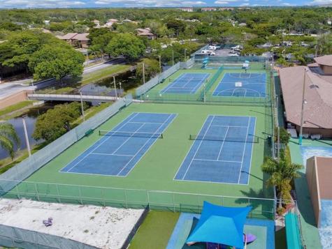 2251 NW 34th Terrace Coconut Creek FL 33066
