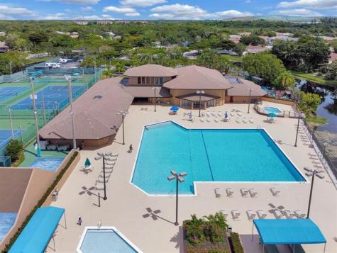 2251 NW 34th Terrace Coconut Creek FL 33066