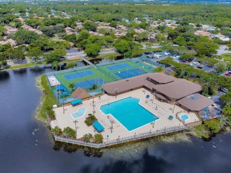 2251 NW 34th Terrace Coconut Creek FL 33066