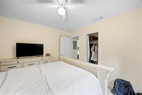 1421 NE 5th Terrace Fort Lauderdale FL 33304