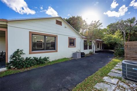 1421 NE 5th Terrace Fort Lauderdale FL 33304