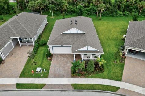 3677 Loblolly Square Vero Beach FL 32966