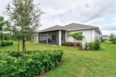 3677 Loblolly Square Vero Beach FL 32966