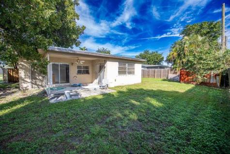 9370 NW 25th Court Sunrise FL 33322