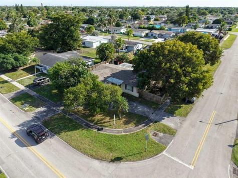 9370 NW 25th Court Sunrise FL 33322