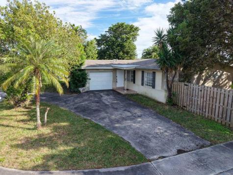 9370 NW 25th Court Sunrise FL 33322
