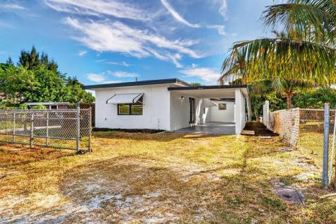 1214 Peak Road Lantana FL 33462