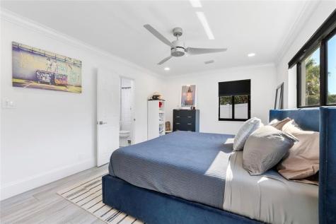 1881 NE 27th Street Lighthouse Point FL 33064