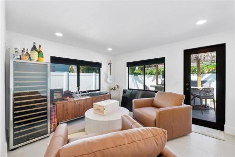 1881 NE 27th Street Lighthouse Point FL 33064