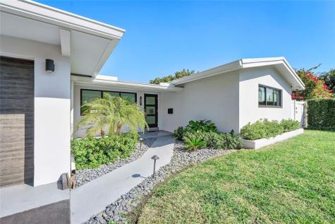 1881 NE 27th Street Lighthouse Point FL 33064
