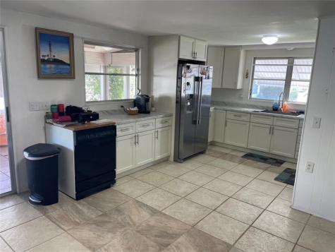 2341 SW 84th Avenue Davie FL 33324