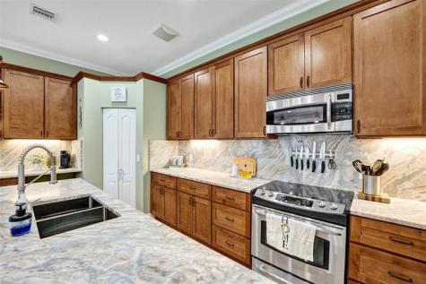 2333 SW 34th Terrace Fort Lauderdale FL 33312