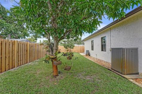 2333 SW 34th Terrace Fort Lauderdale FL 33312