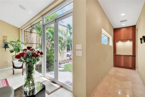 2631 Okeechobee Lane Fort Lauderdale FL 33312