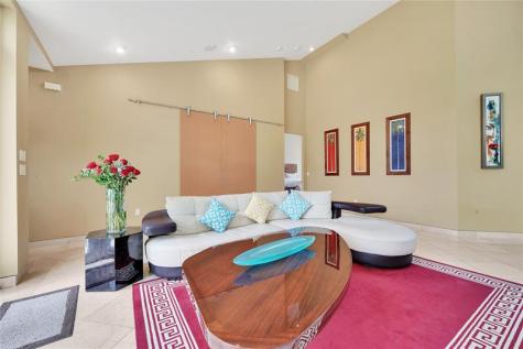 2631 Okeechobee Lane Fort Lauderdale FL 33312