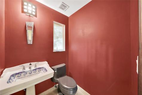 2631 Okeechobee Lane Fort Lauderdale FL 33312