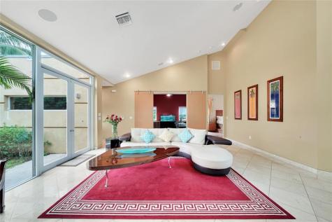 2631 Okeechobee Lane Fort Lauderdale FL 33312