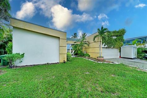 2631 Okeechobee Lane Fort Lauderdale FL 33312