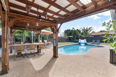 1530 NE 53rd Street Fort Lauderdale FL 33334
