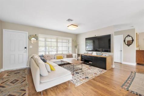 1530 NE 53rd Street Fort Lauderdale FL 33334
