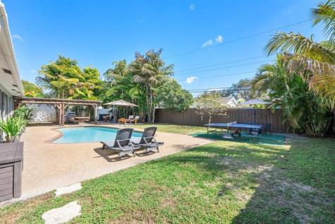 1530 NE 53rd Street Fort Lauderdale FL 33334