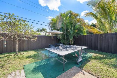 1530 NE 53rd Street Fort Lauderdale FL 33334