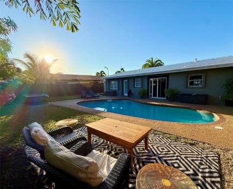 1530 NE 53rd Street Fort Lauderdale FL 33334