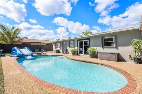 1530 NE 53rd Street Fort Lauderdale FL 33334