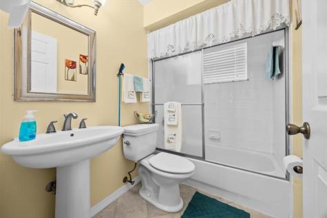 590 SW Lacroix Avenue Port St Lucie FL 34953