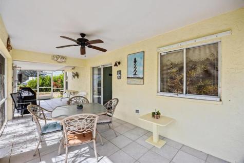 590 SW Lacroix Avenue Port St Lucie FL 34953