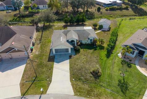 590 SW Lacroix Avenue Port St Lucie FL 34953