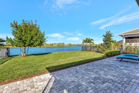 15865 Key Biscayne Lane Loxahatchee FL 33470