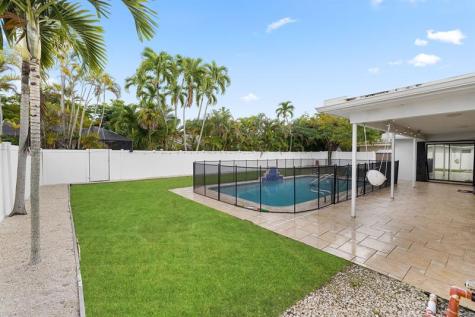 3411 N Park Road Hollywood FL 33021
