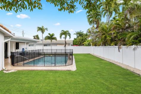 3411 N Park Road Hollywood FL 33021