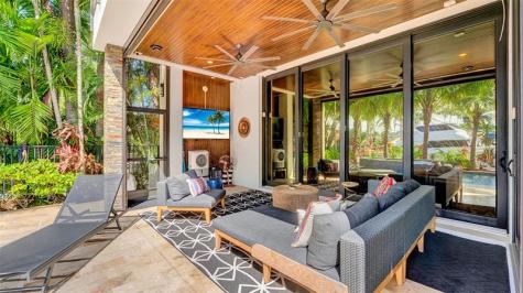 609 Poinciana Drive Fort Lauderdale FL 33301