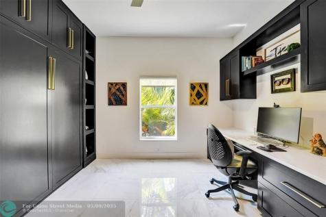 1718 NE 26th Avenue Fort Lauderdale FL 33305