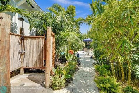 1718 NE 26th Avenue Fort Lauderdale FL 33305